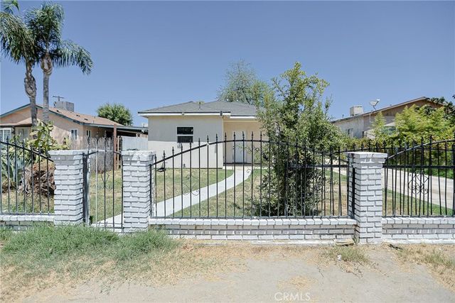 1012 Feliz, Bakersfield, CA 93307