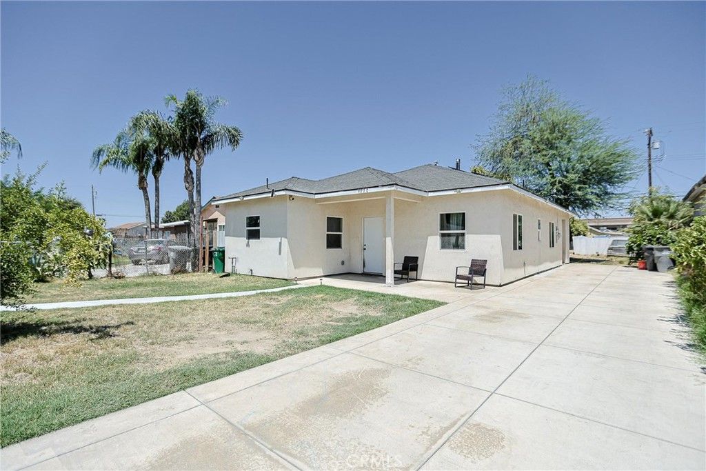 1012 Feliz, Bakersfield, CA 93307