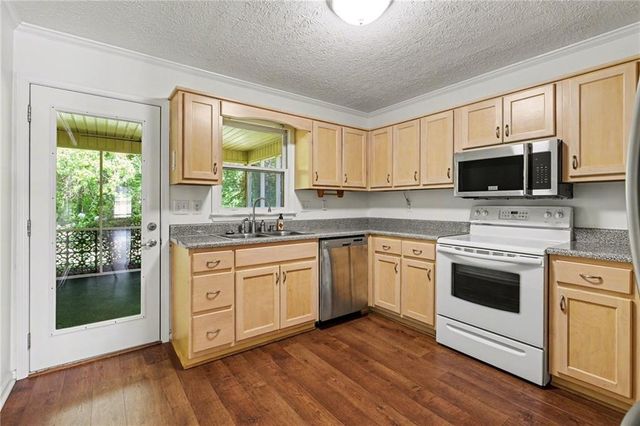 6190 Douglas Manor Court, Douglasville, GA 30134