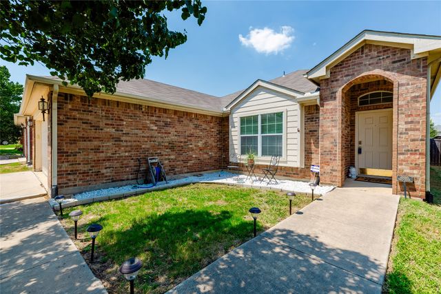 3729 Cook Court, Fort Worth, TX 76244