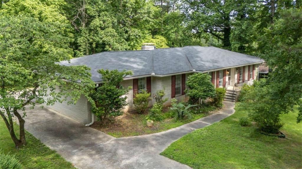 345 Fielding SW Court, Atlanta, GA 30311