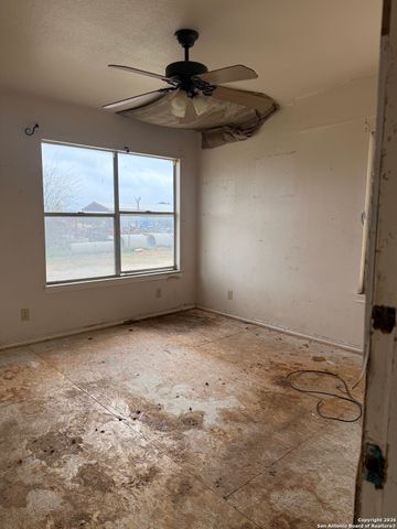 12899 E Us Highway 87, Adkins, TX 78101