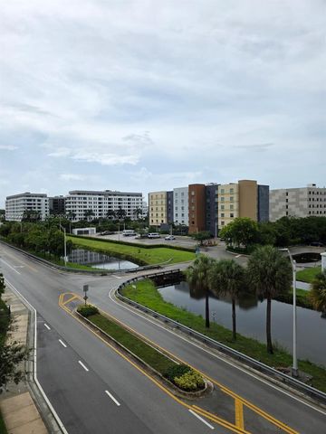 8167 NW 41st St E-409, Doral, FL 33166