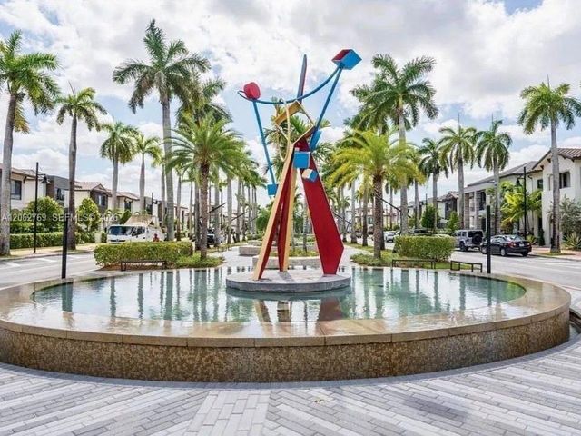 8167 NW 41st St E-409, Doral, FL 33166