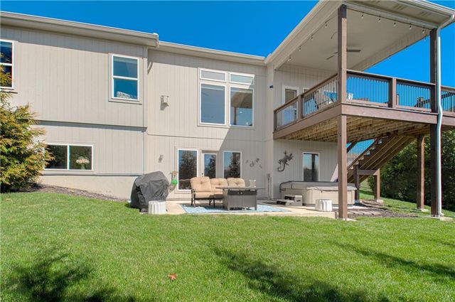 2729 W Elm Street, Olathe, KS 66061