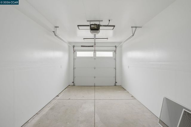 1232 York St, Richmond, CA 94801