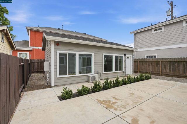 1232 York St, Richmond, CA 94801