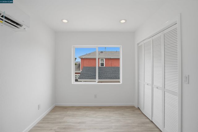 1232 York St, Richmond, CA 94801