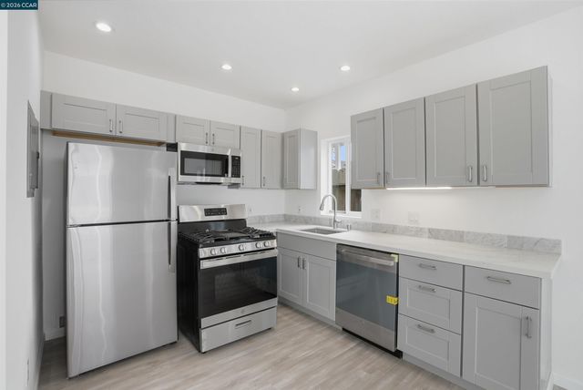 1232 York St, Richmond, CA 94801