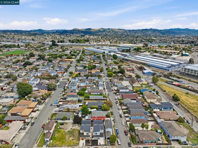 1232 York St, Richmond, CA 94801