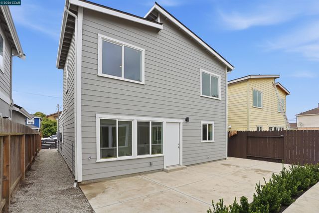 1232 York St, Richmond, CA 94801