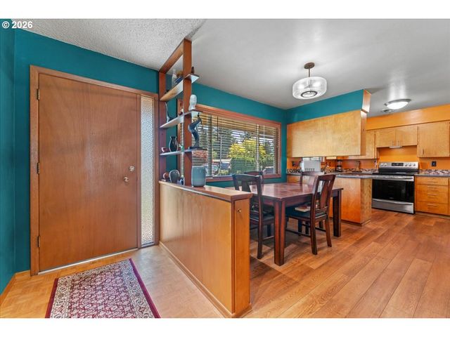10910 Se PARDEE St, Portland, OR 97266