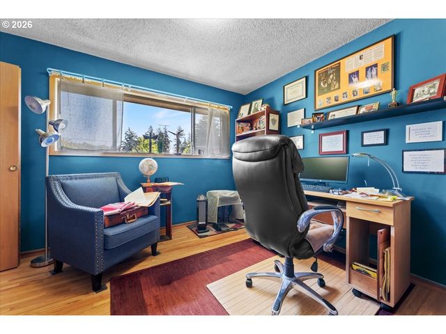 10910 Se PARDEE St, Portland, OR 97266