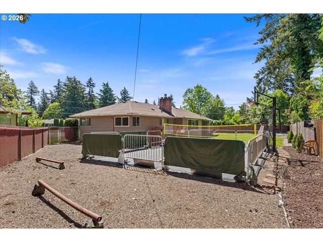 10910 Se PARDEE St, Portland, OR 97266