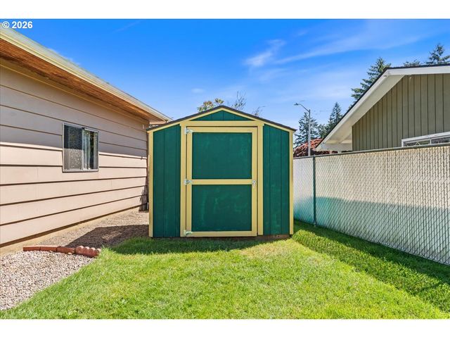 10910 Se PARDEE St, Portland, OR 97266