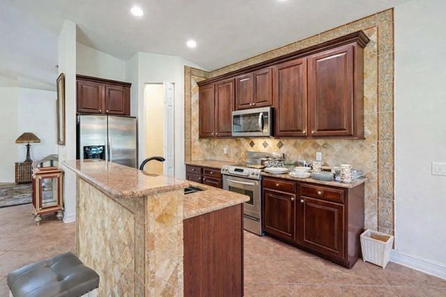 6188 Dorchester Way, Vero Beach, FL 32966