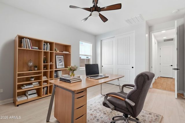923 W YELLOWSTONE Way, Chandler, AZ 85248