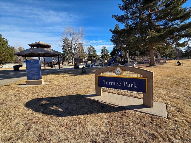 18820 E Carmel Circle, Aurora, CO 80011