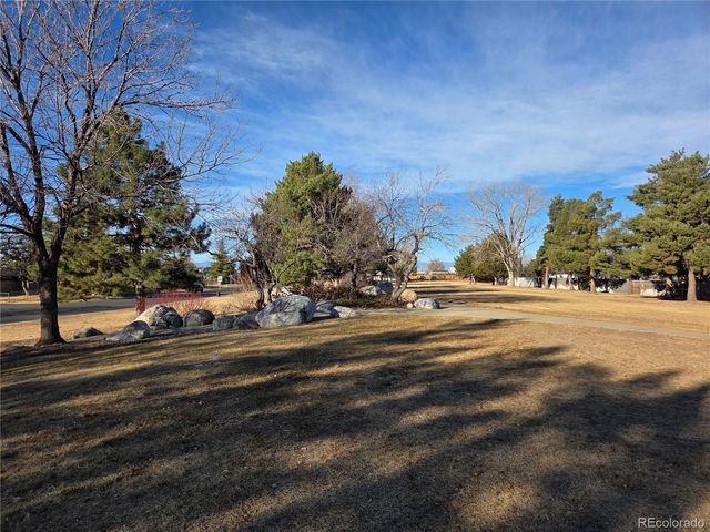 18820 E Carmel Circle, Aurora, CO 80011