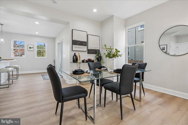 17 LONGFELLOW ST NW, Washington, DC 20011