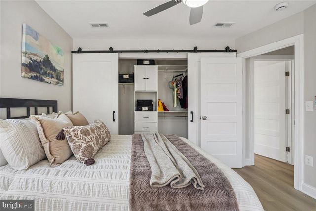 17 LONGFELLOW ST NW, Washington, DC 20011