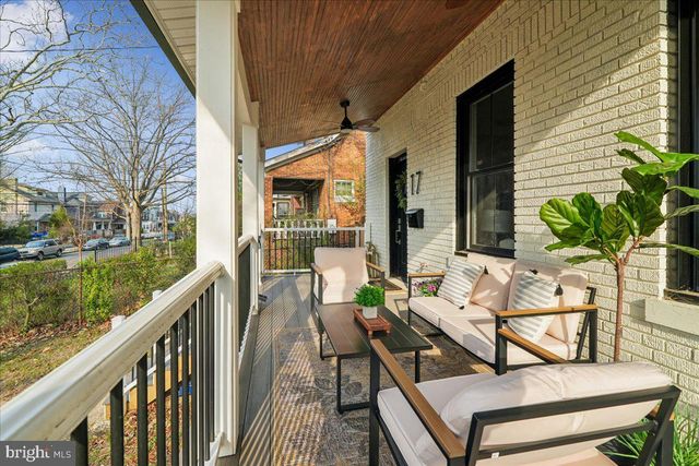 17 LONGFELLOW ST NW, Washington, DC 20011