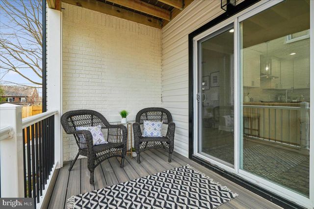 17 LONGFELLOW ST NW, Washington, DC 20011