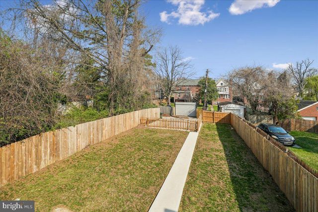 17 LONGFELLOW ST NW, Washington, DC 20011