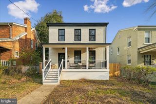 17 LONGFELLOW ST NW, Washington, DC 20011