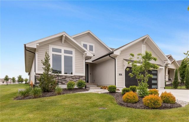 4101 W 158th Street, Overland Park, KS 66224