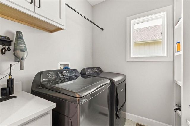 4101 W 158th Street, Overland Park, KS 66224