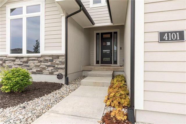 4101 W 158th Street, Overland Park, KS 66224