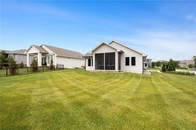 4101 W 158th Street, Overland Park, KS 66224