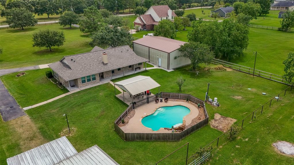 1030 Ginger Street, Santa Fe, TX 77517