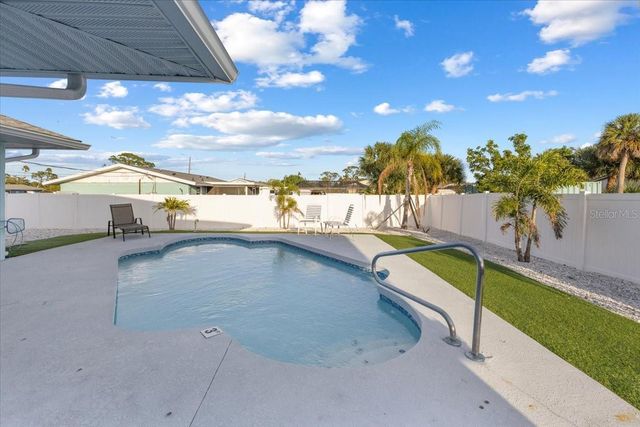 2061 ILLINOIS AVENUE, Englewood, FL 34224