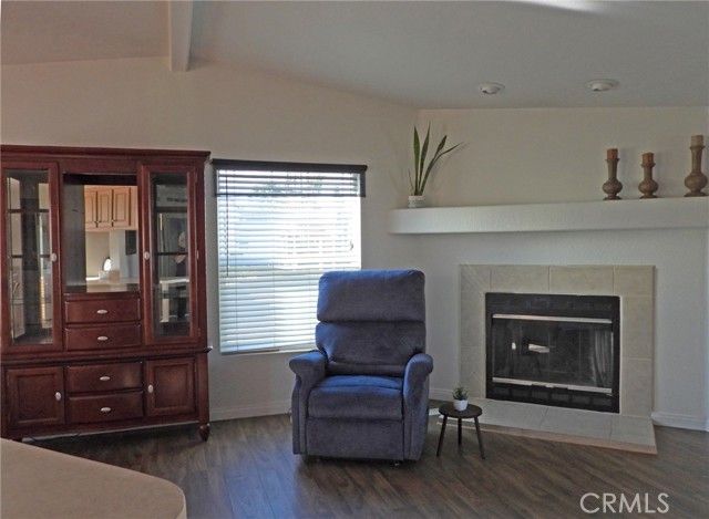 4 Oxford Way, Northridge (los Angeles), CA 91324