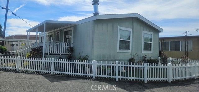 4 Oxford Way, Northridge (los Angeles), CA 91324