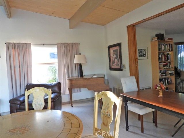 4 Oxford Way, Northridge (los Angeles), CA 91324