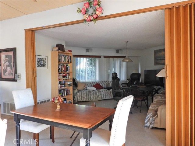 4 Oxford Way, Northridge (los Angeles), CA 91324