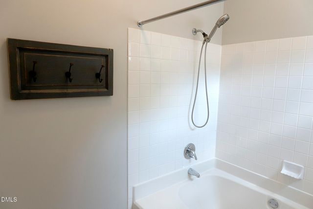212 Sir Richard Lane, Chapel Hill, NC 27517