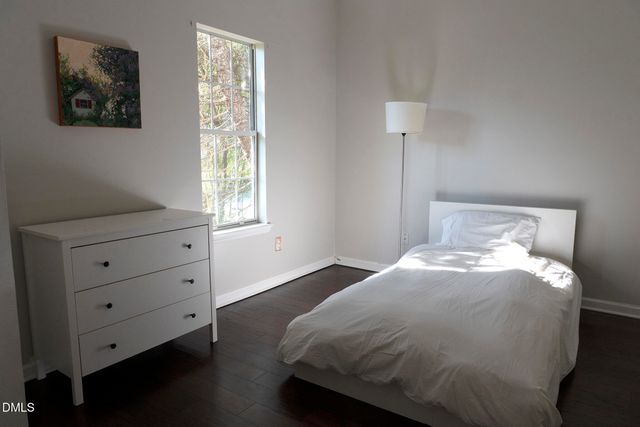 212 Sir Richard Lane, Chapel Hill, NC 27517
