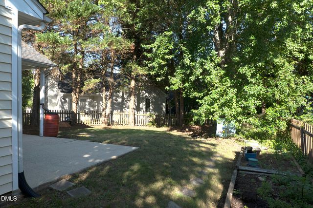 212 Sir Richard Lane, Chapel Hill, NC 27517