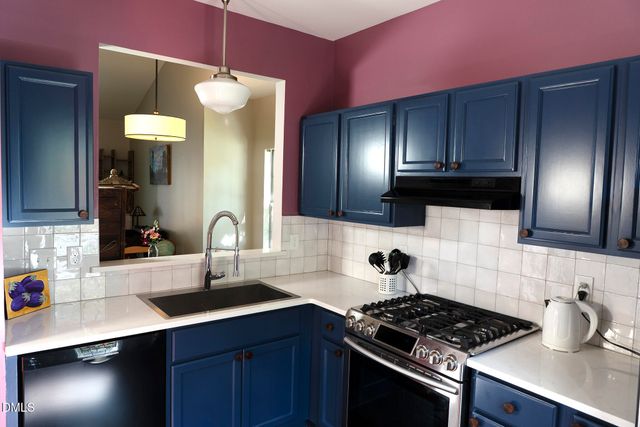 212 Sir Richard Lane, Chapel Hill, NC 27517