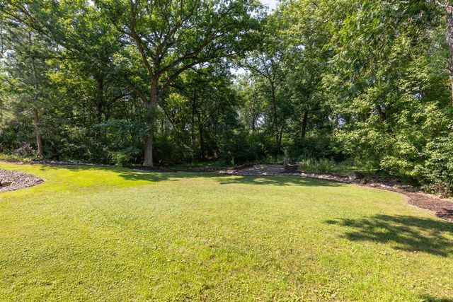 5500 Northwood Ridge, Bloomington, MN 55437