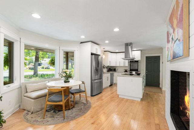 5500 Northwood Ridge, Bloomington, MN 55437