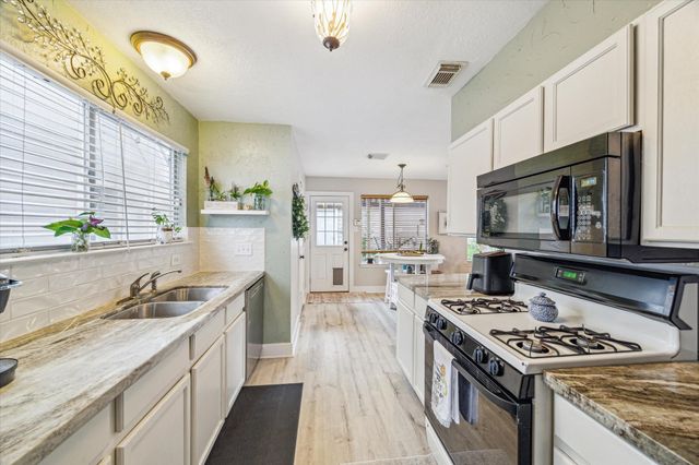 18614 Atasca Oaks Drive, Humble, TX 77346