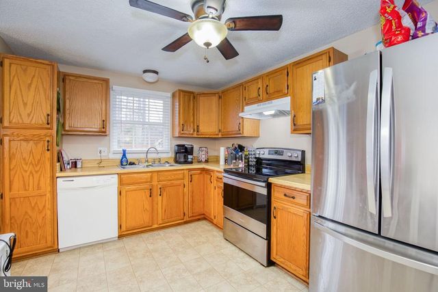 10721 MAPLE RIDGE DR, Spotsylvania, VA 22553