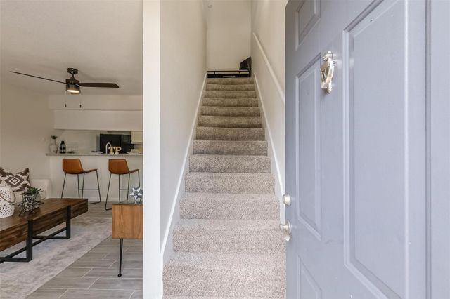 8162 Richmond Avenue 1612, Houston, TX 77063