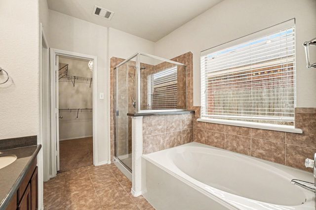 238 Silver Ripple Drive, Rosenberg, TX 77469
