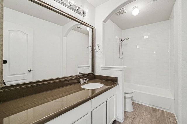 238 Silver Ripple Drive, Rosenberg, TX 77469